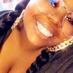 Meet your Posher, Breanna